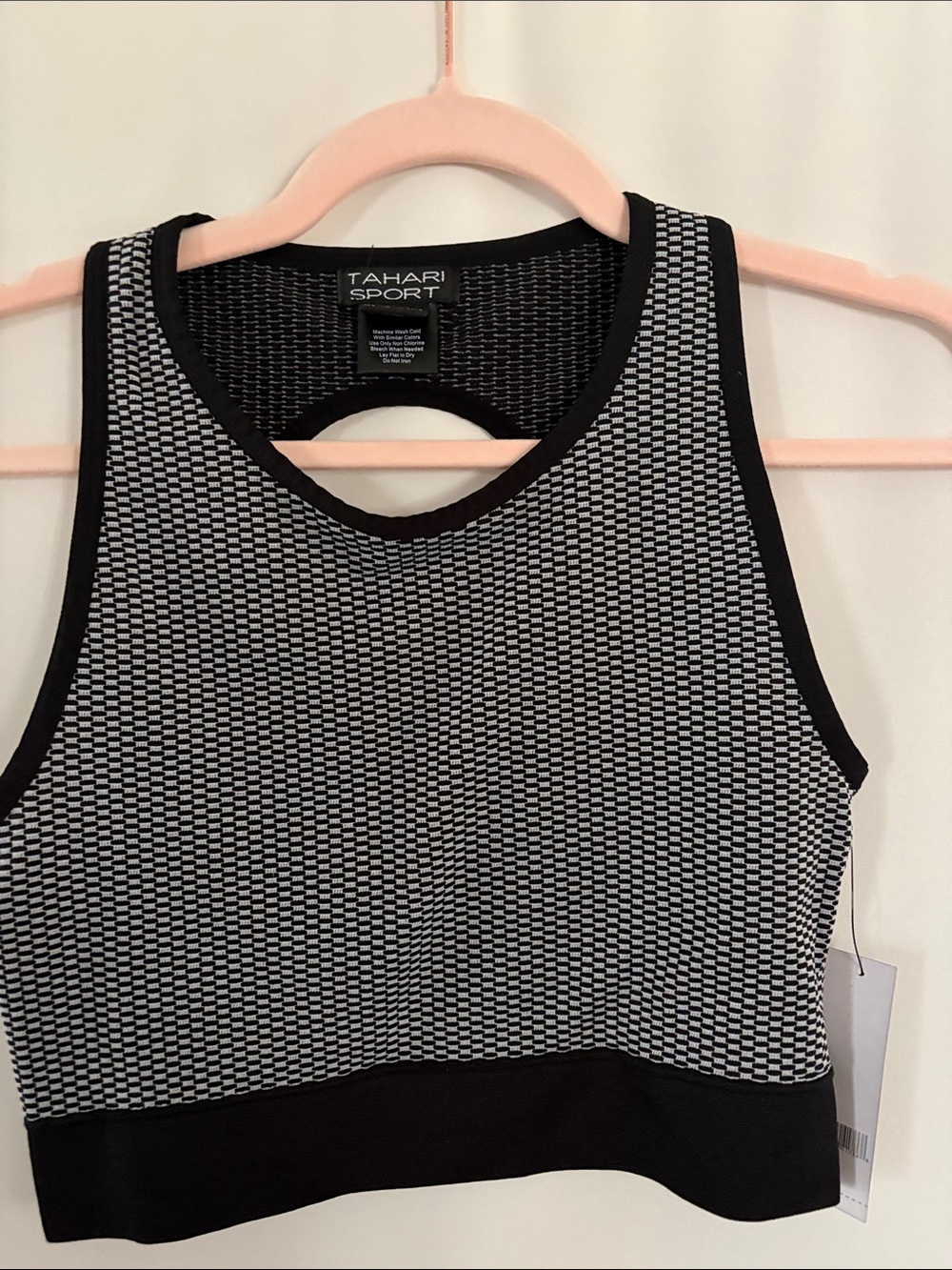 Tahari Black and White Textured Crop Sports Tank